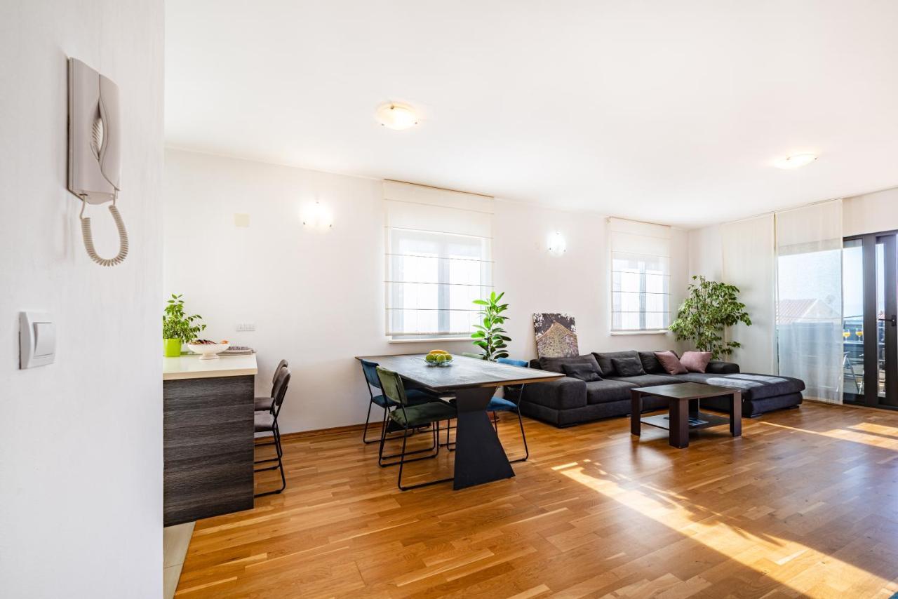 Apartman Eta Zadar Eksteriør bilde