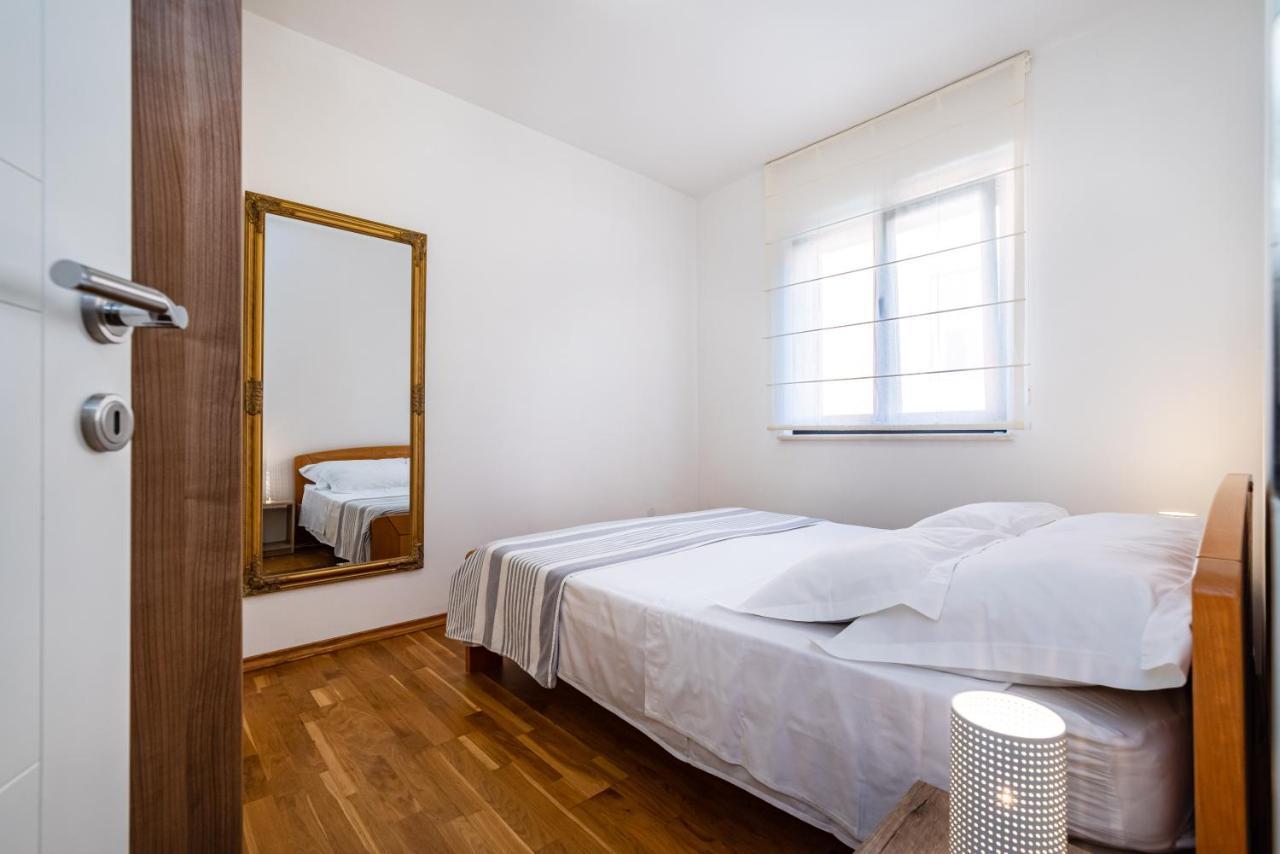 Apartman Eta Zadar Eksteriør bilde