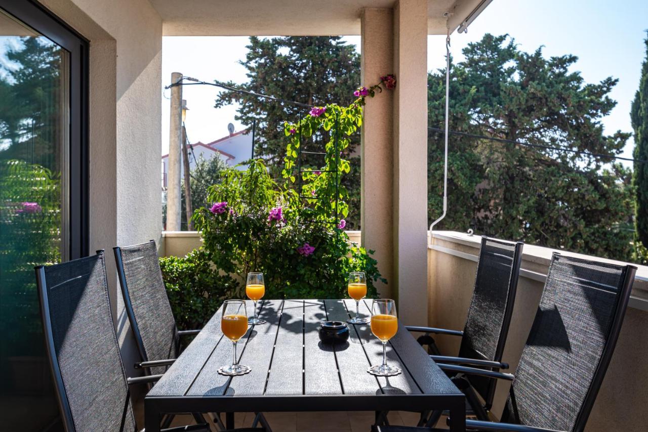 Apartman Eta Zadar Eksteriør bilde